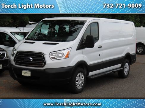 Used 2019 Ford Transit 250 130 Low Roof w/ Exterior Upgrade Package RWD image 1