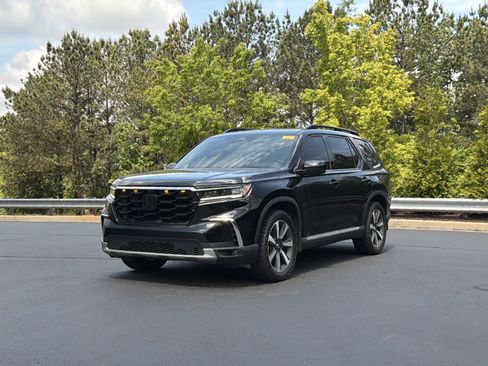Used 2024 Honda Pilot Elite image 11