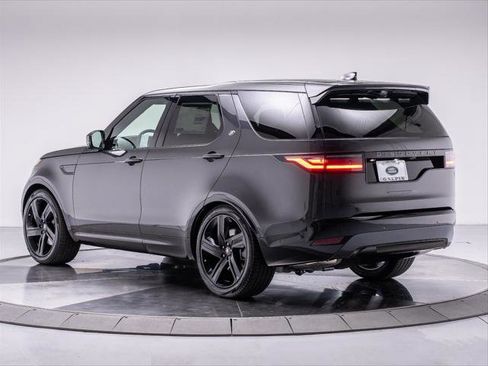 New 2025 Land Rover Discovery Dynamic SE image 6