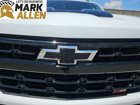 Used 2022 Chevrolet Silverado 1500 LT Trail Boss w/ Convenience Package II AWD/4WD image 31