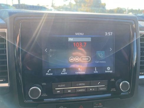 Used 2023 Nissan Frontier SV w/ SV Convenience Package image 24