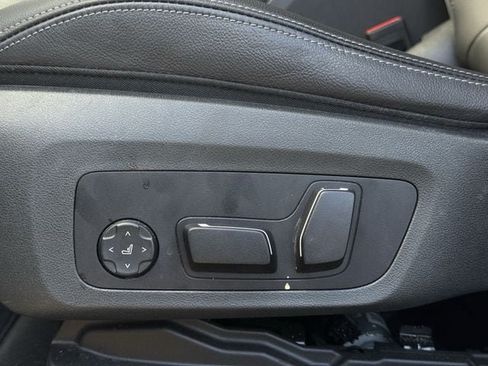 Used 2024 BMW X4 xDrive30i w/ Premium Package AWD/4WD image 28
