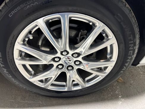 Used 2023 Buick Enclave Essence w/ Experience Buick Package FWD image 45