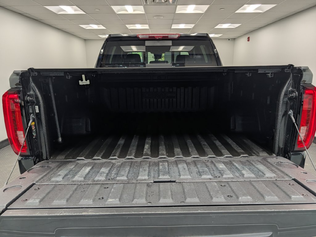 Used 2025 GMC Sierra 1500 Denali AWD/4WD image 25