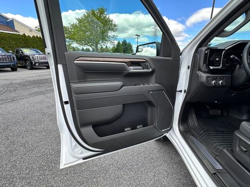 Used 2023 GMC Sierra 1500 Elevation AWD/4WD image 22