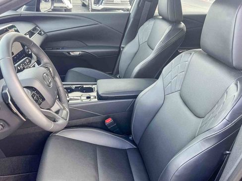 Certified 2025 Lexus RX 350 FWD w/ Technology Package image 17
