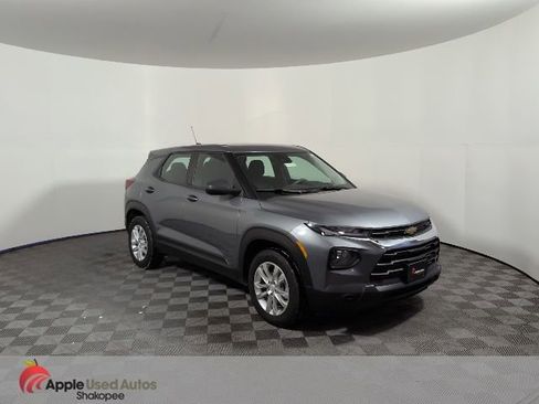 Used 2021 Chevrolet TrailBlazer LS image 1