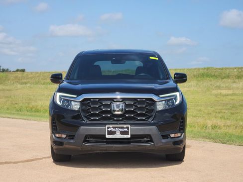 Used 2023 Honda Passport EX-L image 6