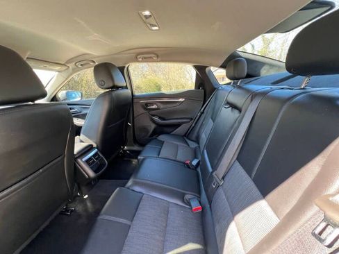 Used 2018 Chevrolet Impala LT FWD image 9