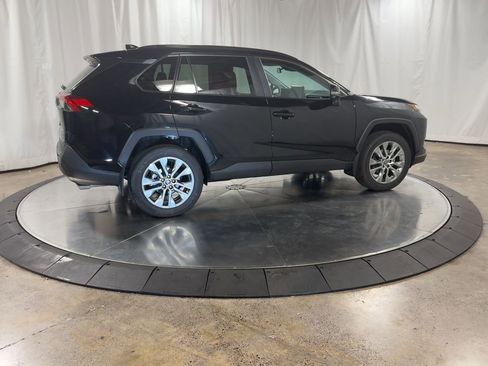 Used 2025 Toyota RAV4 XLE Premium image 2