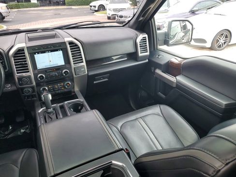 Used 2017 Ford F150 Platinum w/ Equipment Group 701A Luxury AWD/4WD image 16