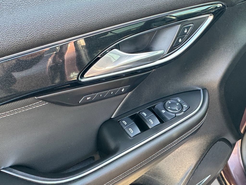 Used 2024 Buick Envision Preferred AWD/4WD image 17