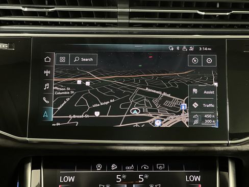 Used 2020 Audi Q8 Premium Plus w/ Premium Plus Package AWD/4WD image 20