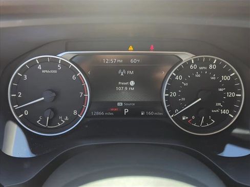 Used 2023 Nissan Rogue SV image 11