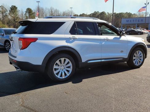 Used 2024 Ford Explorer King Ranch w/ Technology Package image 13