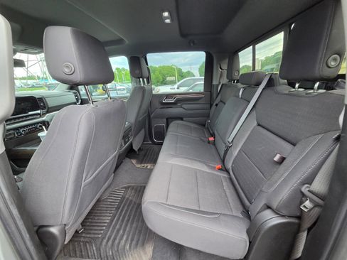 Used 2025 Chevrolet Silverado 2500 LT w/ Trail Boss Package AWD/4WD image 10