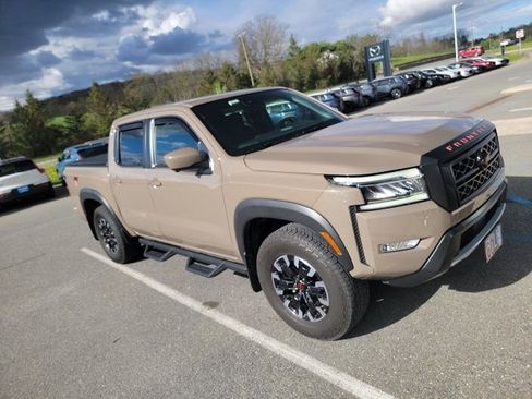 Used 2023 Nissan Frontier PRO-4X w/ Pro Convenience Package AWD/4WD image 8