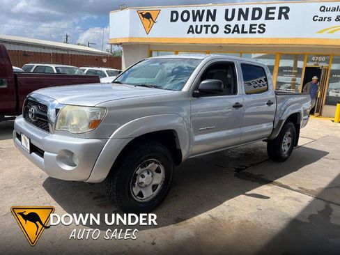 Used 2011 Toyota Tacoma PreRunner w/ SR5 Pkg #2 RWD image 1