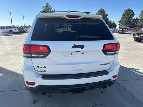 Used 2021 Jeep Grand Cherokee Trailhawk AWD/4WD image 4