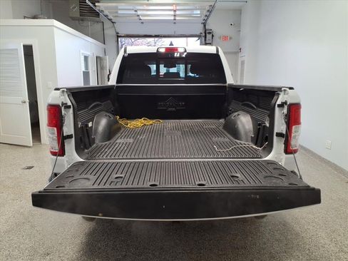 Used 2019 RAM 1500 Big Horn image 23