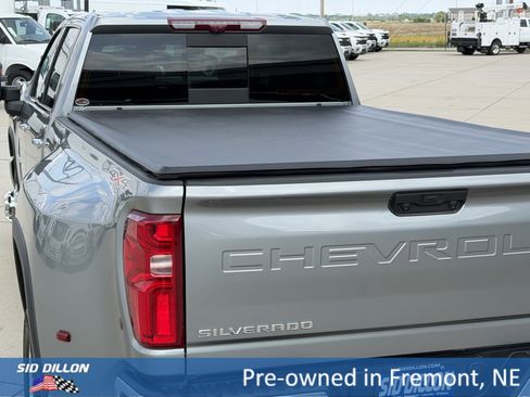 Certified 2025 Chevrolet Silverado 3500 LTZ w/ LTZ Convenience Package AWD/4WD image 5