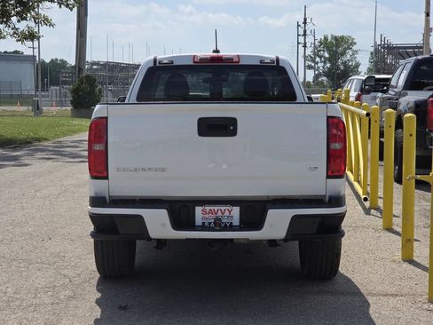 Used 2022 Chevrolet Colorado LT w/ Fleet Safety Package RWD image 12