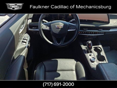 Used 2025 Cadillac XT4 Premium Luxury AWD/4WD image 13