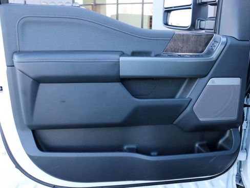 New 2026 Ford F250 Lariat w/ Black Appearance Package image 20