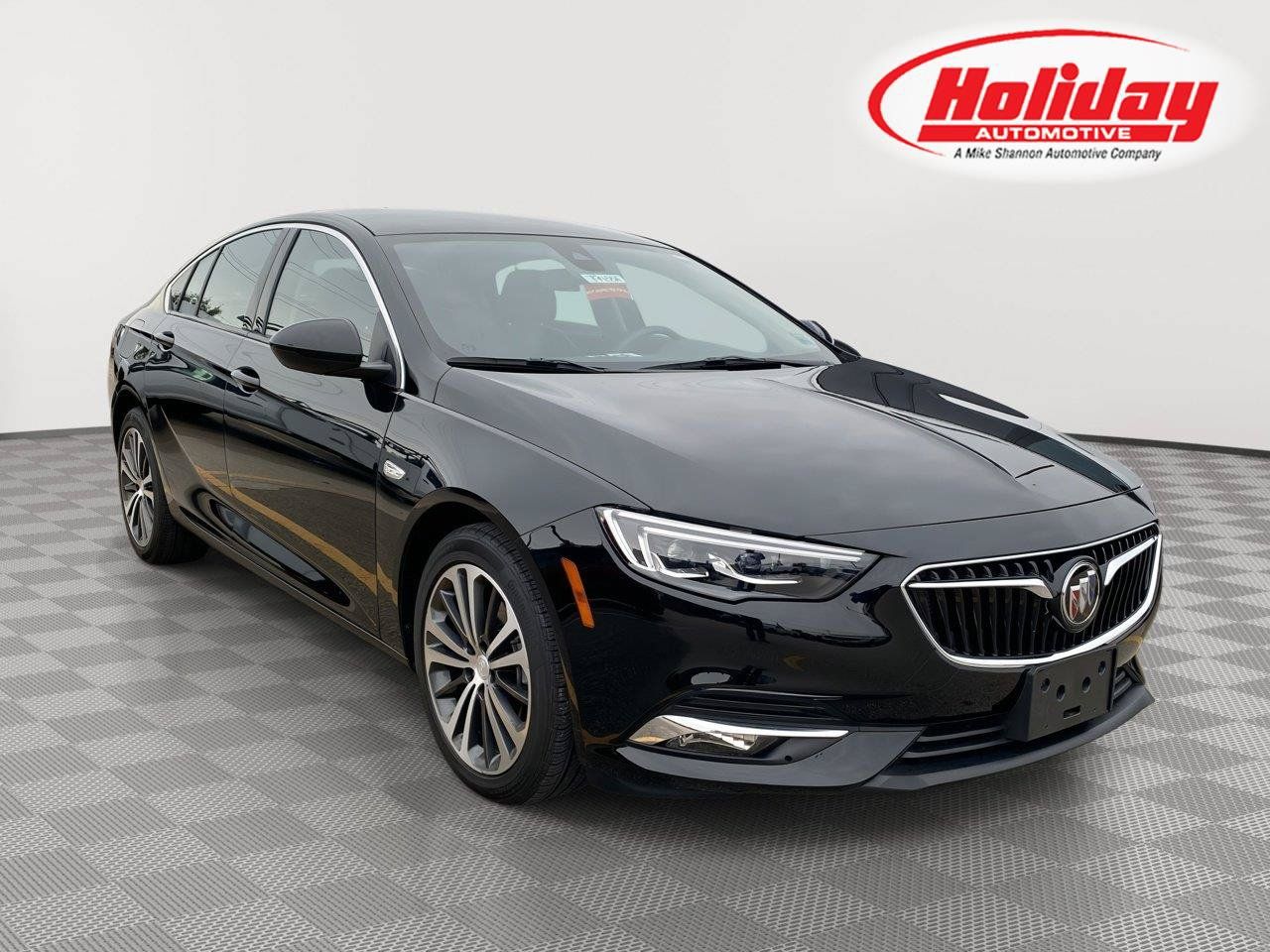 Used 2020 Buick Regal Essence FWD image 1