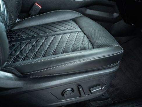 Used 2024 Kia Sorento SX Prestige image 38