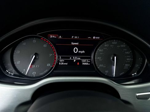 Used 2014 Audi S8 w/ Full Leather Package image 21