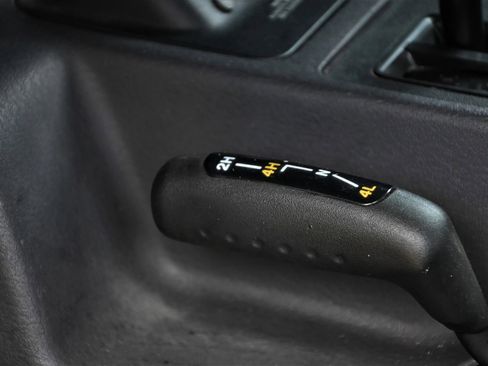 Used 2002 Jeep Wrangler X image 27