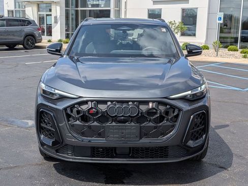 New 2026 Audi SQ5 Premium Plus image 2