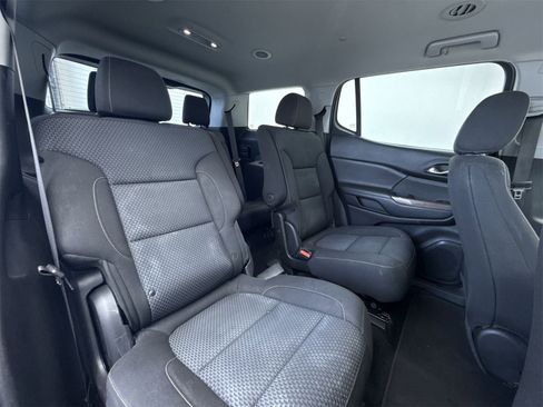 Used 2022 GMC Acadia SLE w/ Driver Convenience Package image 31