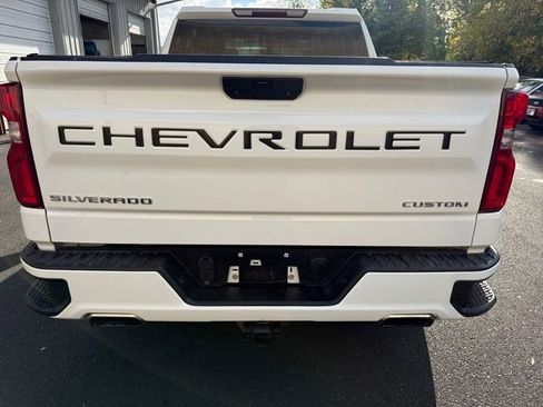 Used 2019 Chevrolet Silverado 1500 Custom w/ Custom Value Package image 21