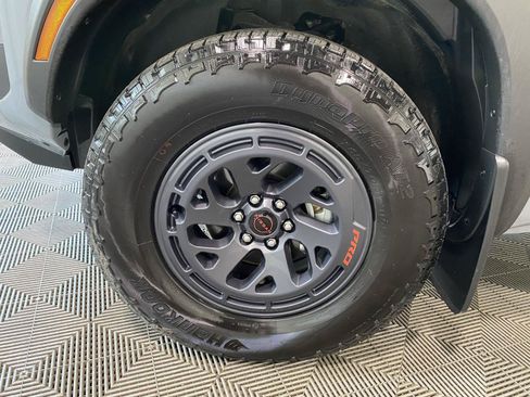 Used 2025 Nissan Frontier PRO-4X w/ Pro Premium Package AWD/4WD image 10