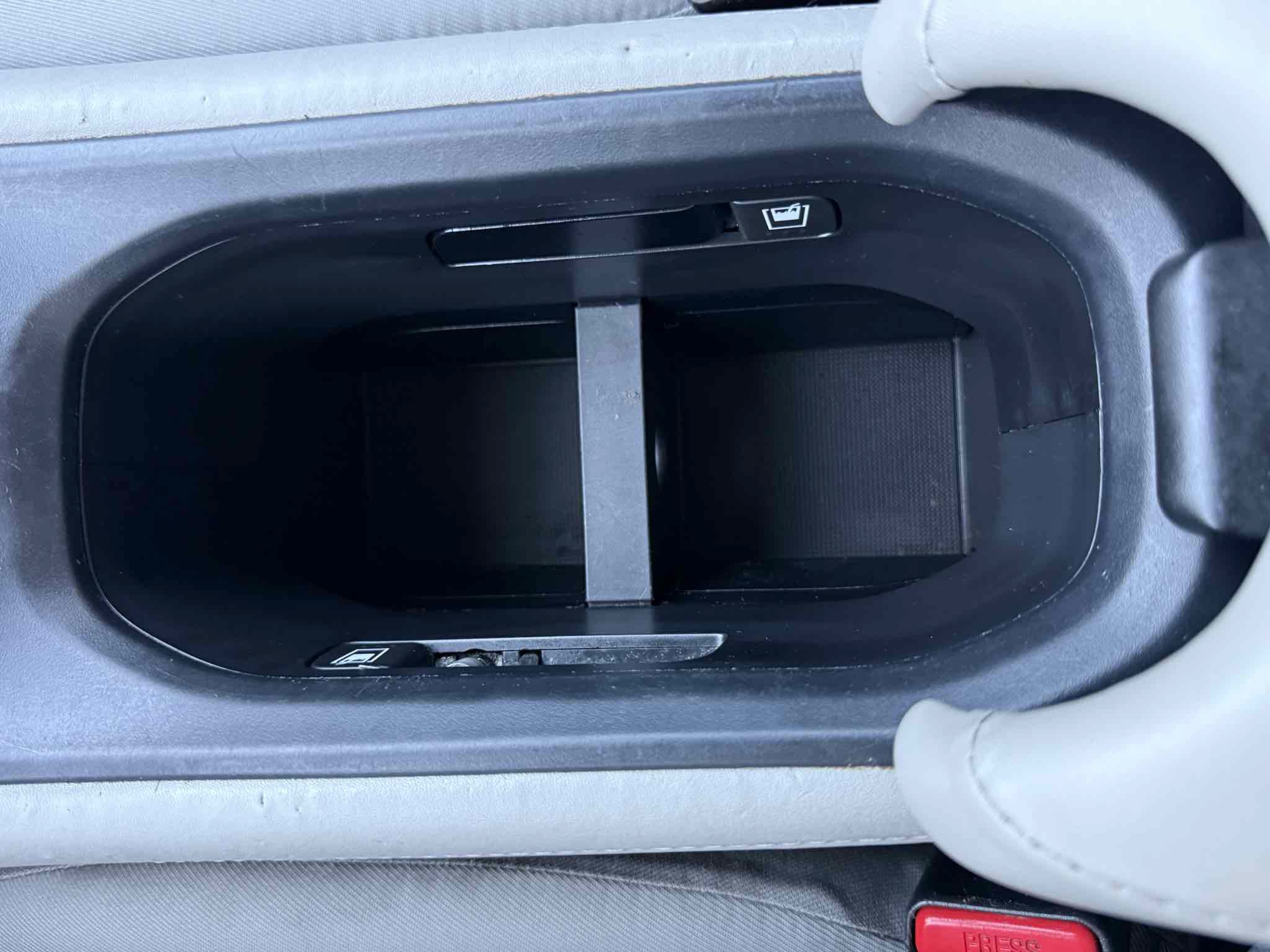 Used 2020 Honda HR-V LX image 98