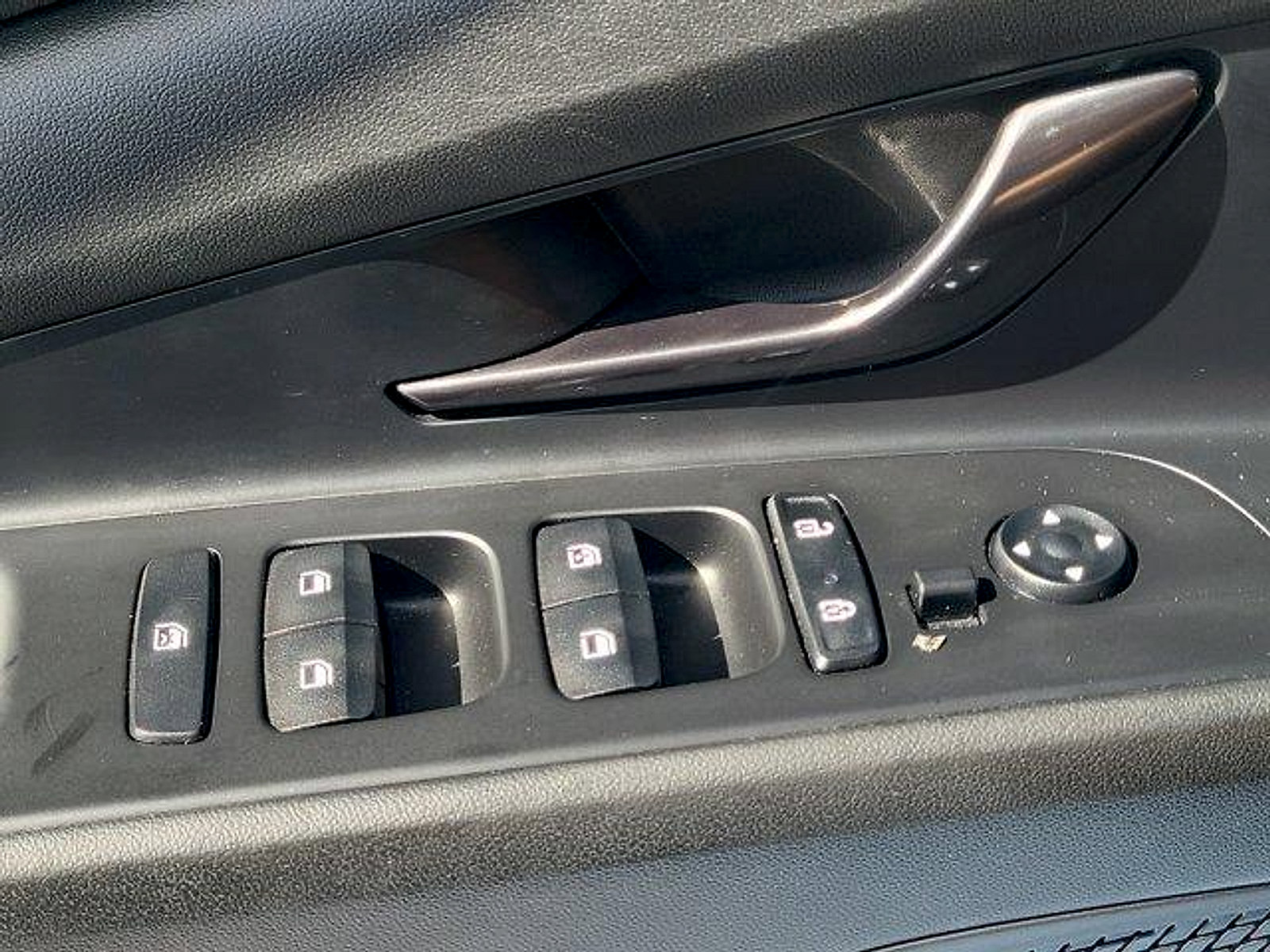 Used 2023 Hyundai Elantra N FWD image 35