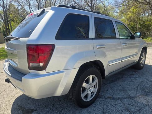 Used 2009 Jeep Grand Cherokee Laredo AWD/4WD image 5