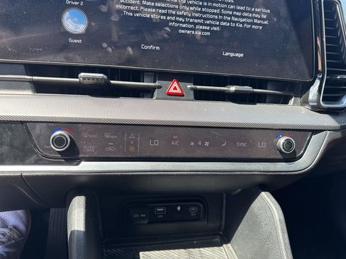 Used 2023 Kia Sportage SX image 13