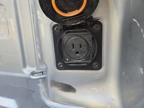 Used 2025 Chevrolet Silverado 3500 LT w/ Convenience Package image 34