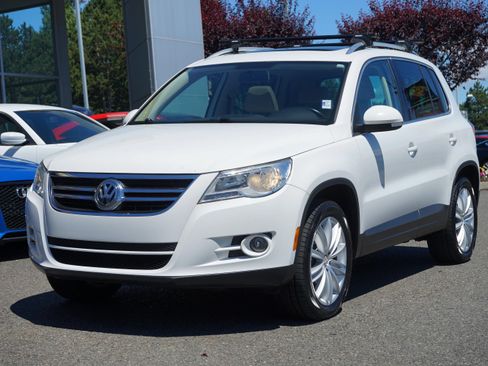 Used 2011 Volkswagen Tiguan S AWD/4WD image 1
