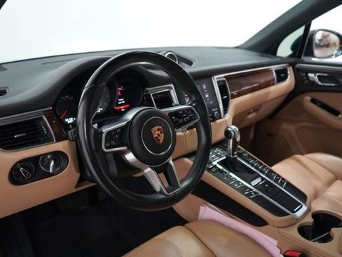 Used 2018 Porsche Macan S AWD/4WD image 15