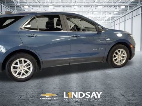Used 2024 Chevrolet Equinox LT image 2