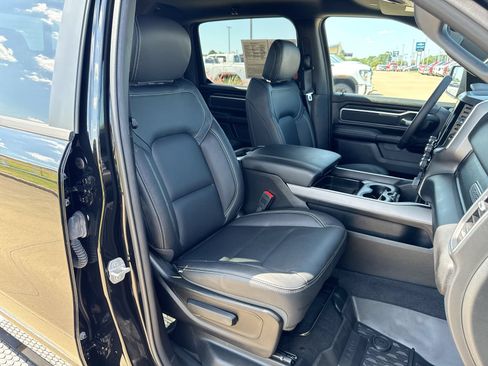 Used 2025 RAM 1500 Big Horn AWD/4WD image 23