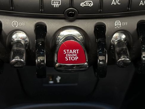 Certified 2024 MINI Cooper S w/ Signature Upholstery Package FWD image 23