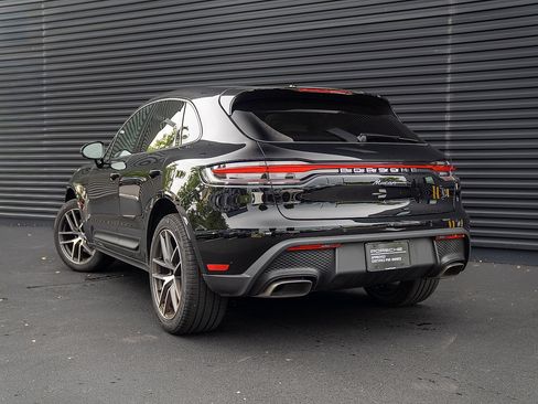 Used 2026 Porsche Macan AWD/4WD image 3