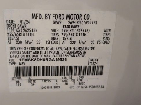 Used 2024 Ford Explorer XLT w/ Equipment Group 202A AWD/4WD image 28