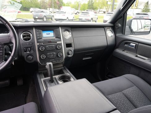 Used 2017 Ford Expedition XL w/ Equipment Group 101A AWD/4WD image 21