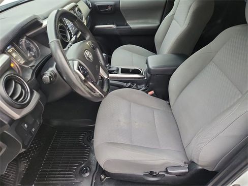 Used 2022 Toyota Tacoma SR5 image 17
